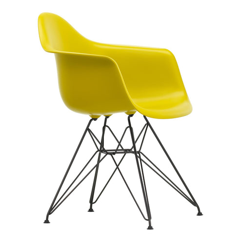 Cadeira de Braços em Plástico Eames DAR / Base Preta